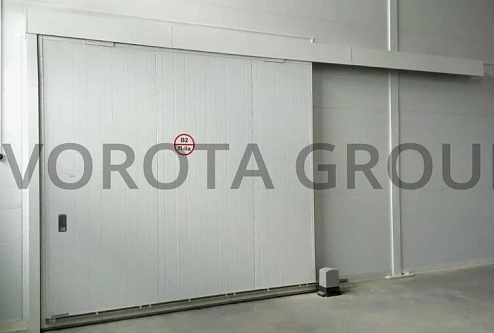 Противопожарные ворота Doorhan белые 2500х3100