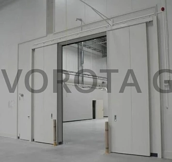 Противопожарные ворота Doorhan белые 2900х3400