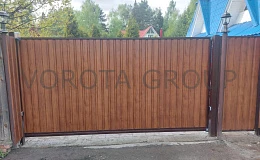 ворота обшитые профлистом под дерево