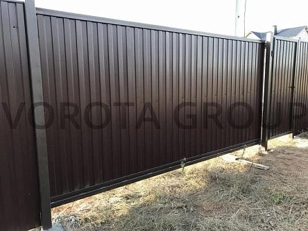 Откатные ворота Alutech коричневые 2000x1500