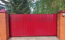 ворота на сваях обшитые профлистом