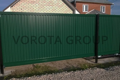 Откатные ворота Doorhan зеленые 3000x1750